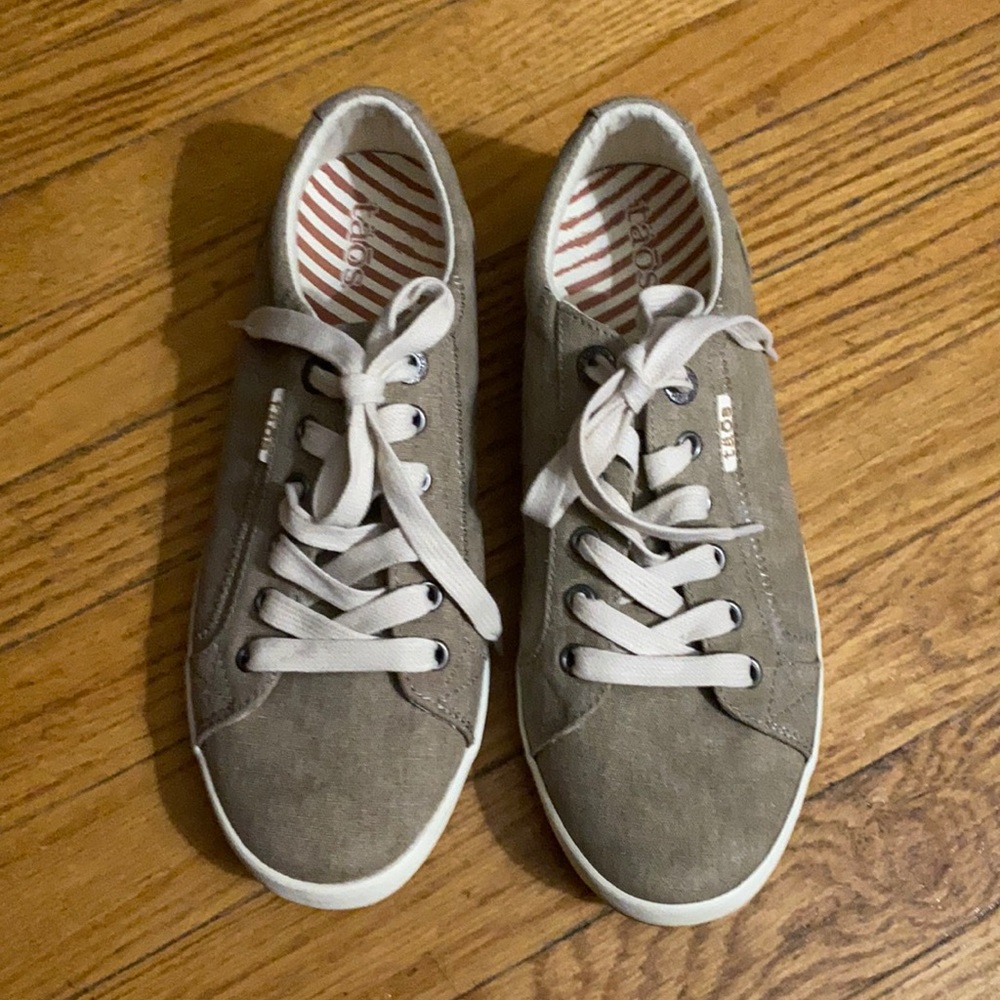 Taos Star Khaki Canvas Sneakers